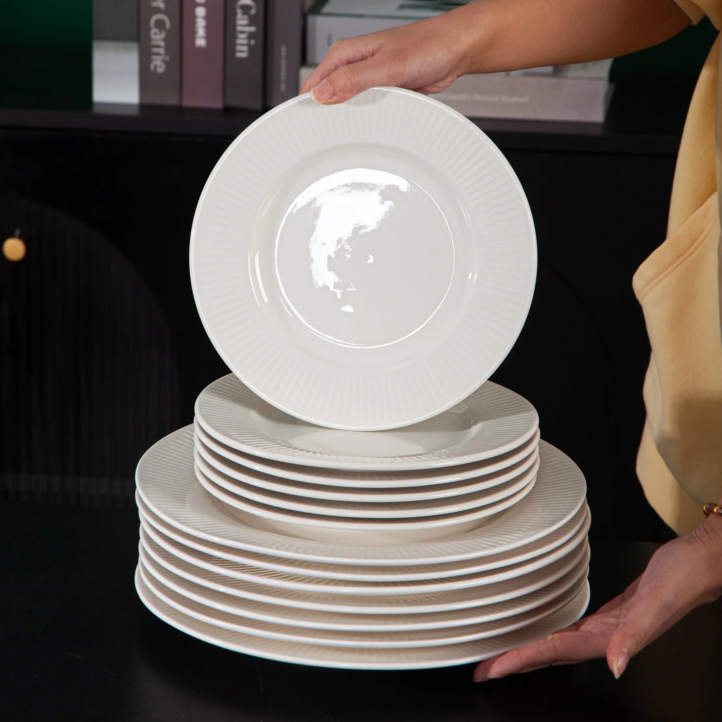 QOMO 16/24/36/48 Piece White Classic Porcelain Dinnerware Set