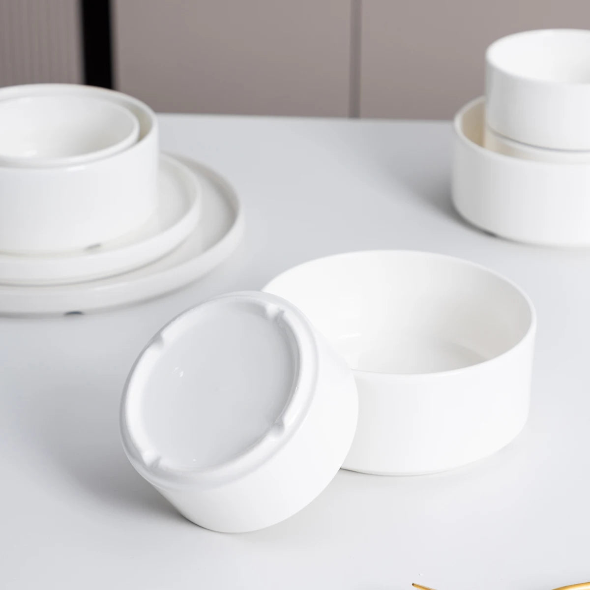 16/24-Piece Ceramic Dinnerware Set White Porcelain Tableware Set